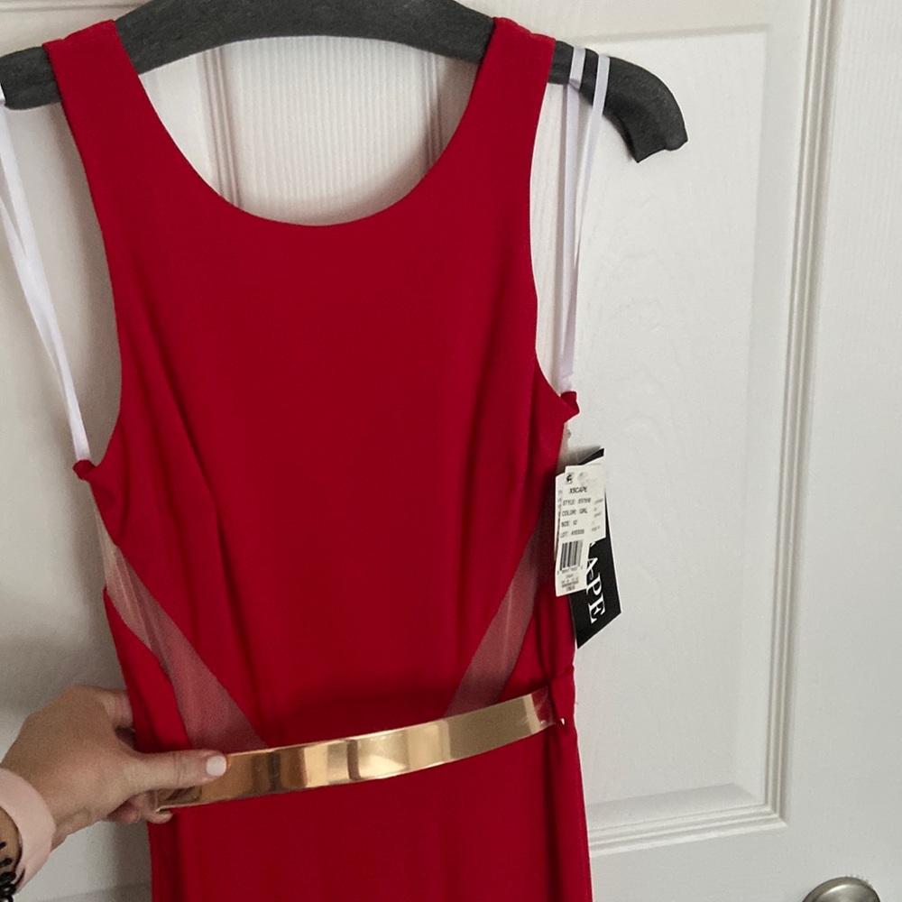 BNWT evening gown in red, size 12